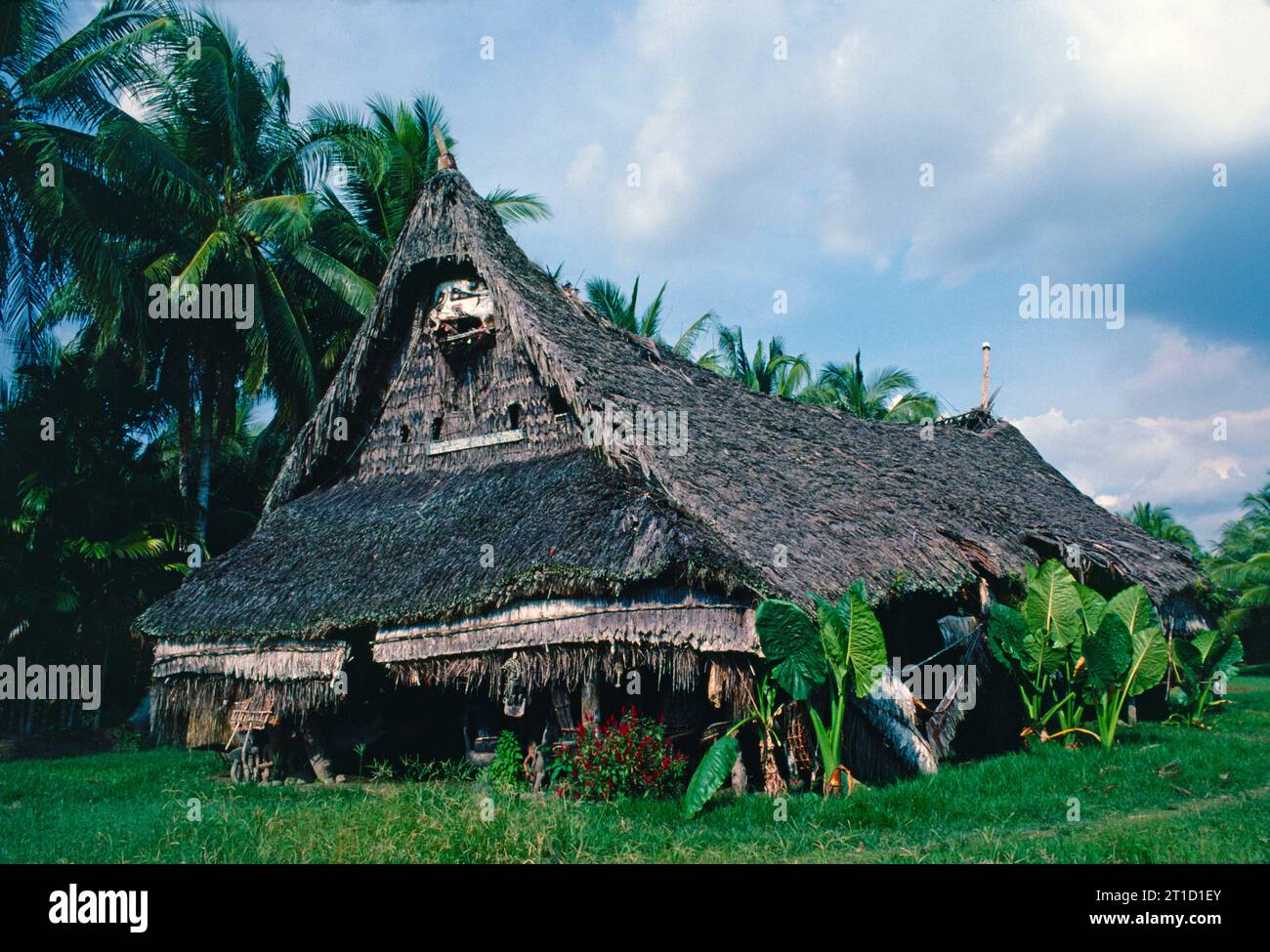 Papua New Guinea. East Sepik. Aurimsit. Korogo village. Hut. Stock Photo
