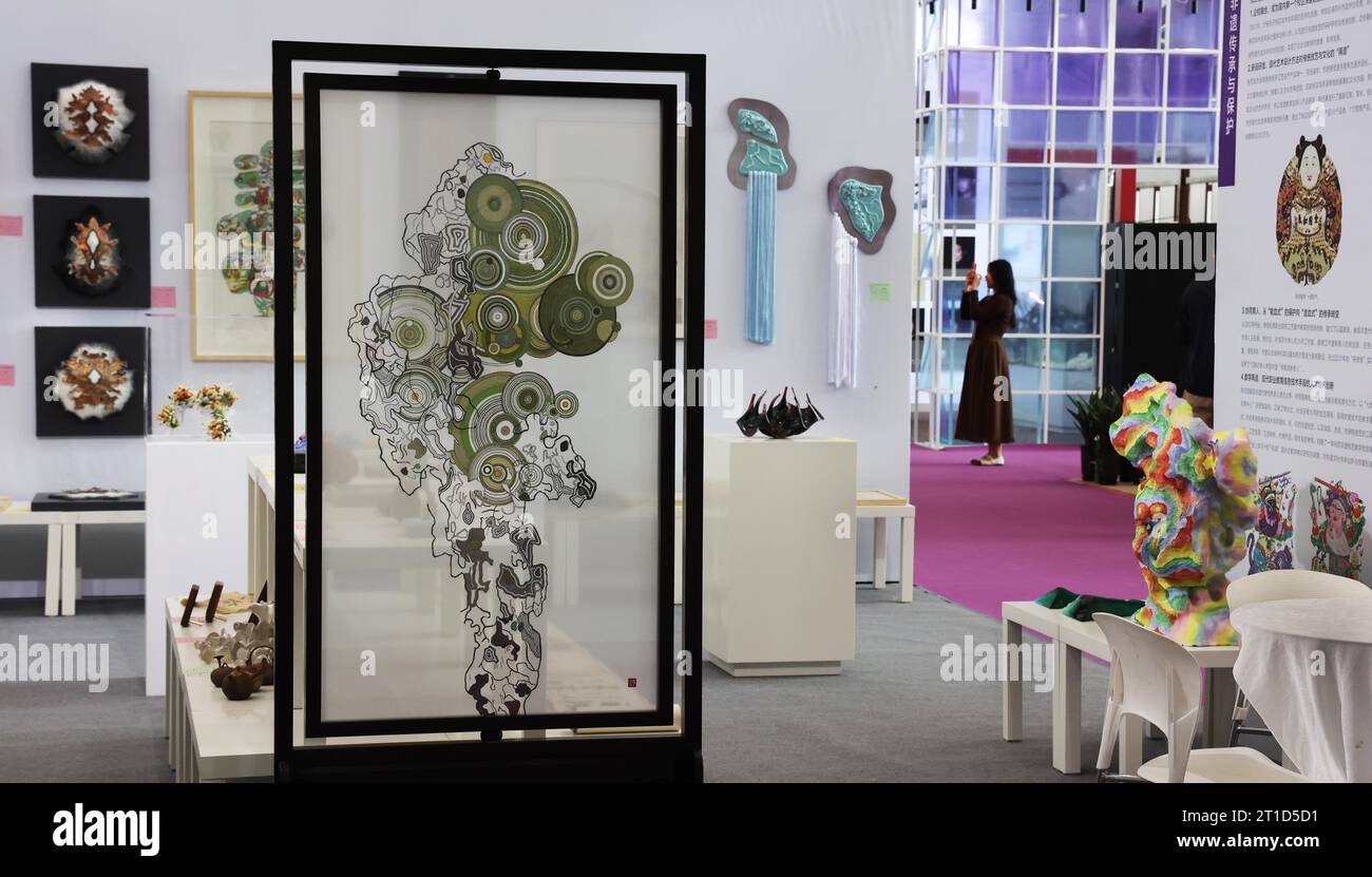 The 14th Jiangsu Arts and Crafts Expo opens in Nanjing City, east China