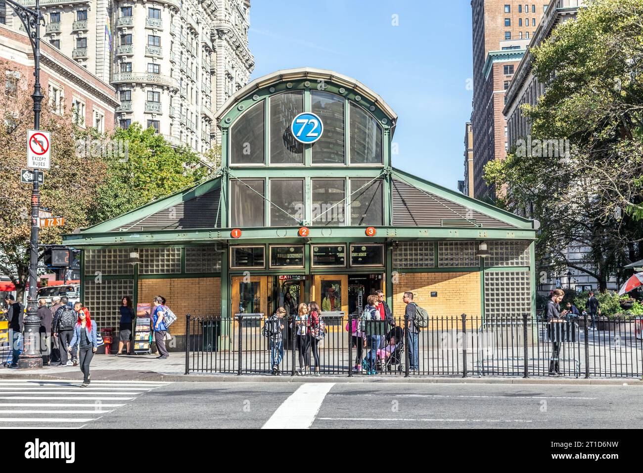 New York, USA October 21, 2015 The 72nd Street station is an express