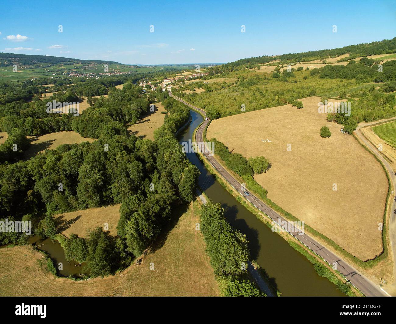 The Canal du Centre in the area of Saint Gilles and Dennevy surrounded by the vineyards of Santenay and Maranges. Stock Photo