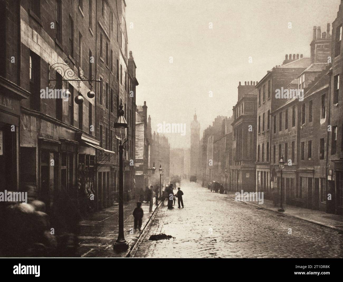 High street run down scotland hi-res stock photography and images - Alamy