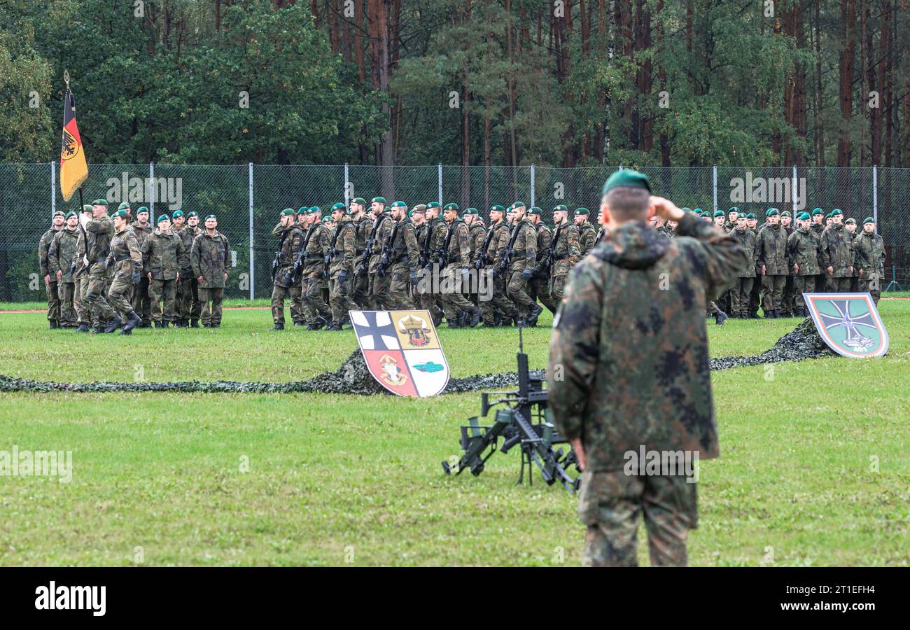 Hagenow, Germany. 13th Oct, 2023. Soldiers lined up for the return roll
