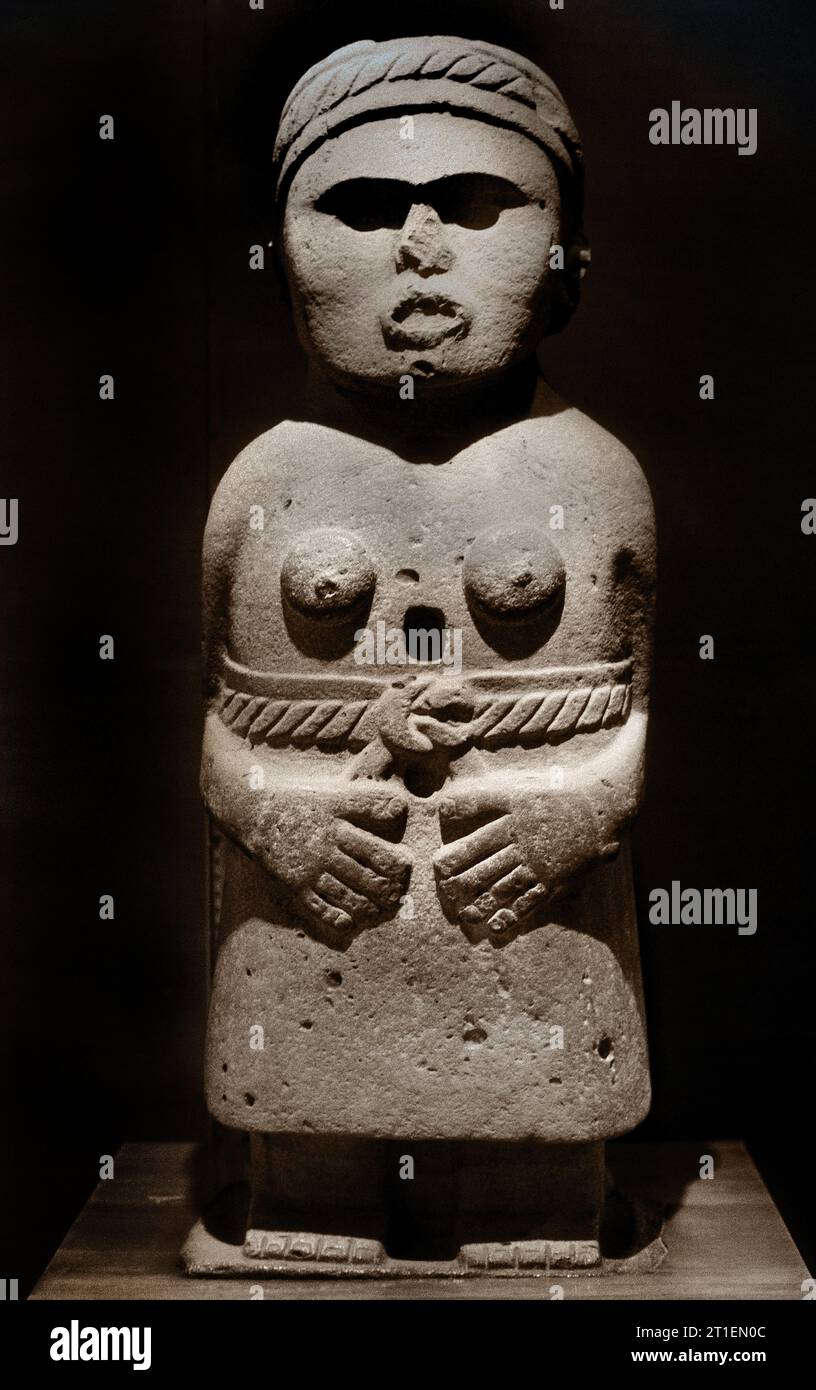 Goddess of Huaxteca - Female Olmec Stone Statue  National Anthropological Museum Mexico City Stock Photo