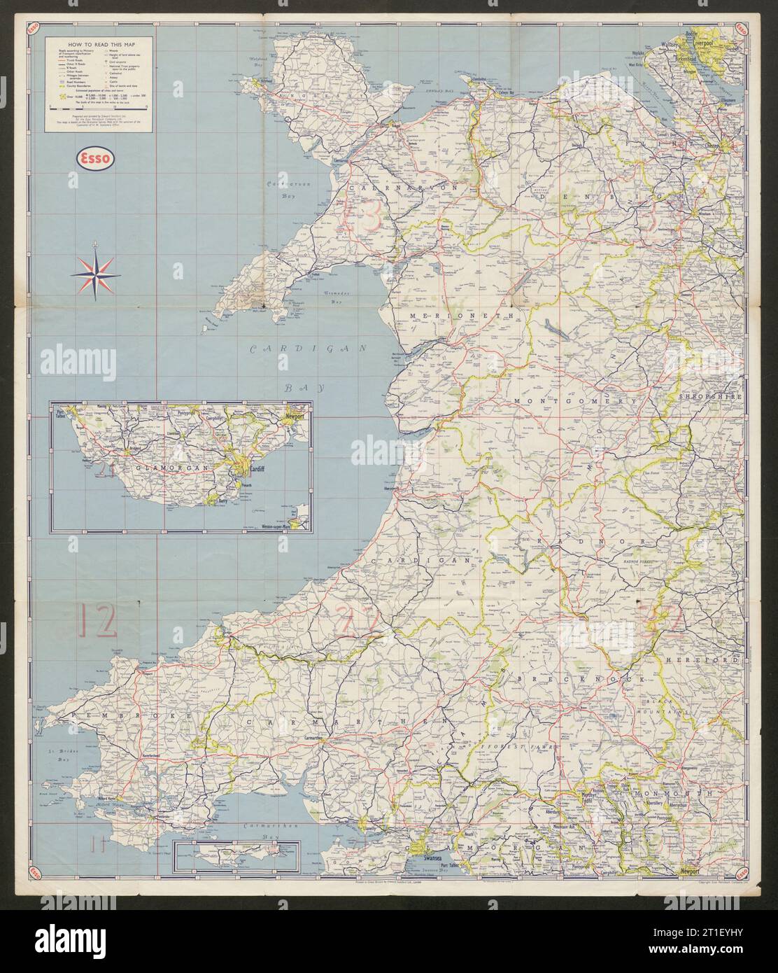 First Series Esso Road Map No 4 Wales and Midlands. ESSO c1950 old vintage Stock Photo