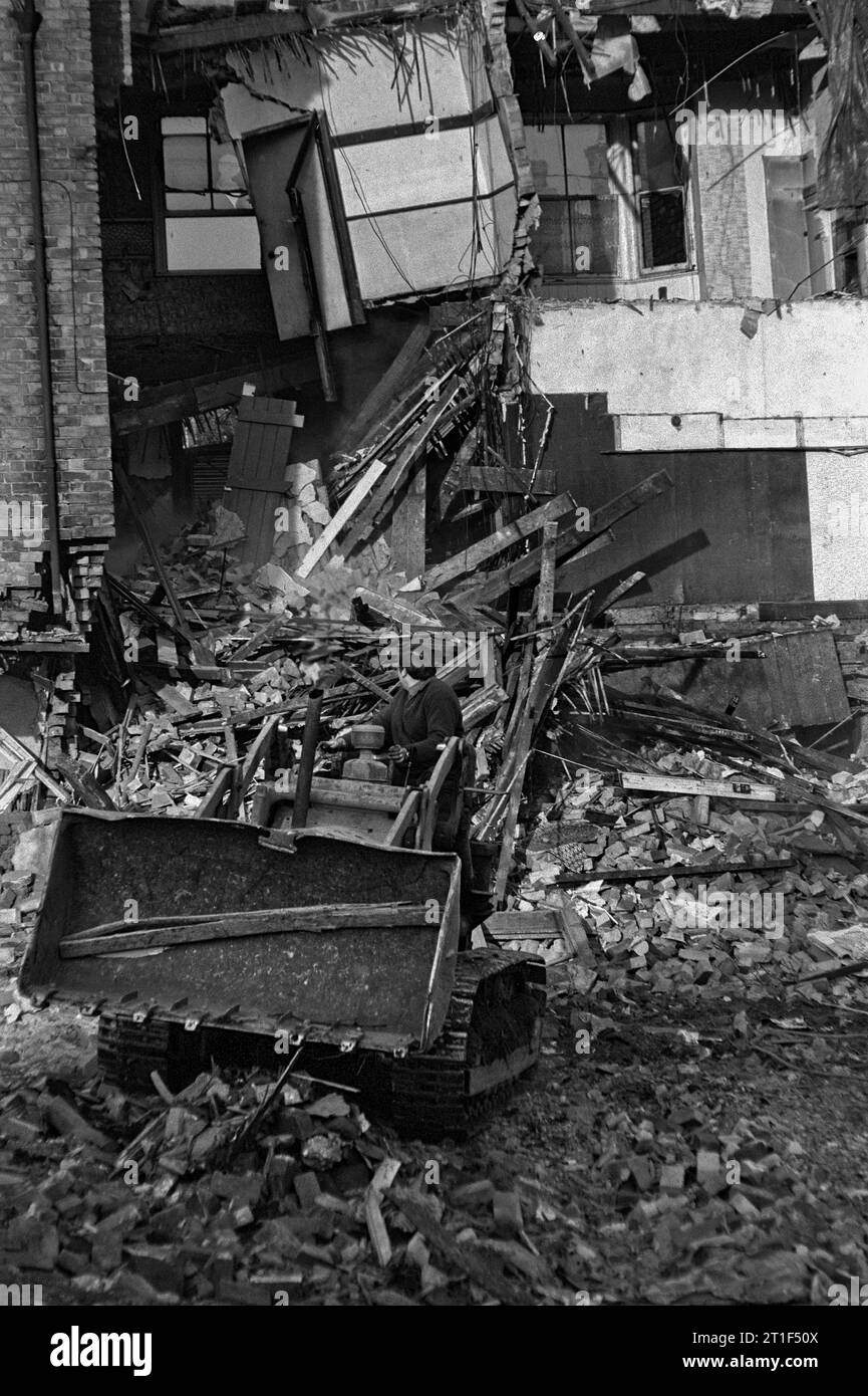 bulldozer-amongst-piles-of-rubble-whilst-pulling-down-victorian-houses