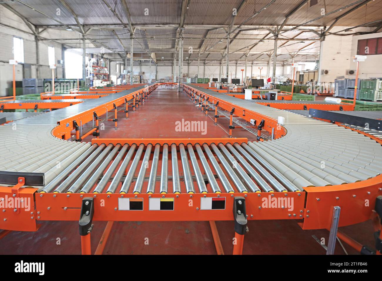 Automated conveying system hi-res stock photography and images - Alamy