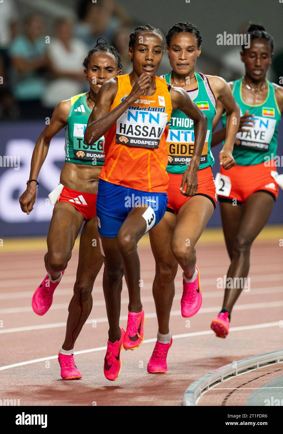 Sifan Hassan Of The Netherlands Competing In The Women’s 10,000m Final ...