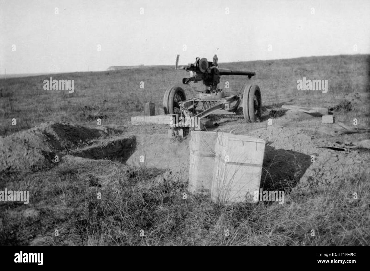 3 pounder gun hi-res stock photography and images - Alamy