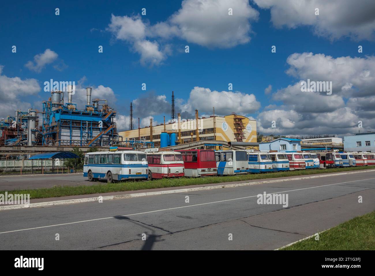 8.08.2017. Ukraine, Rivne, Rivneazot parking. Fleet of soviet LAZ-695, 699 and Hungarian Ikarus 250 and 256. Stock Photo