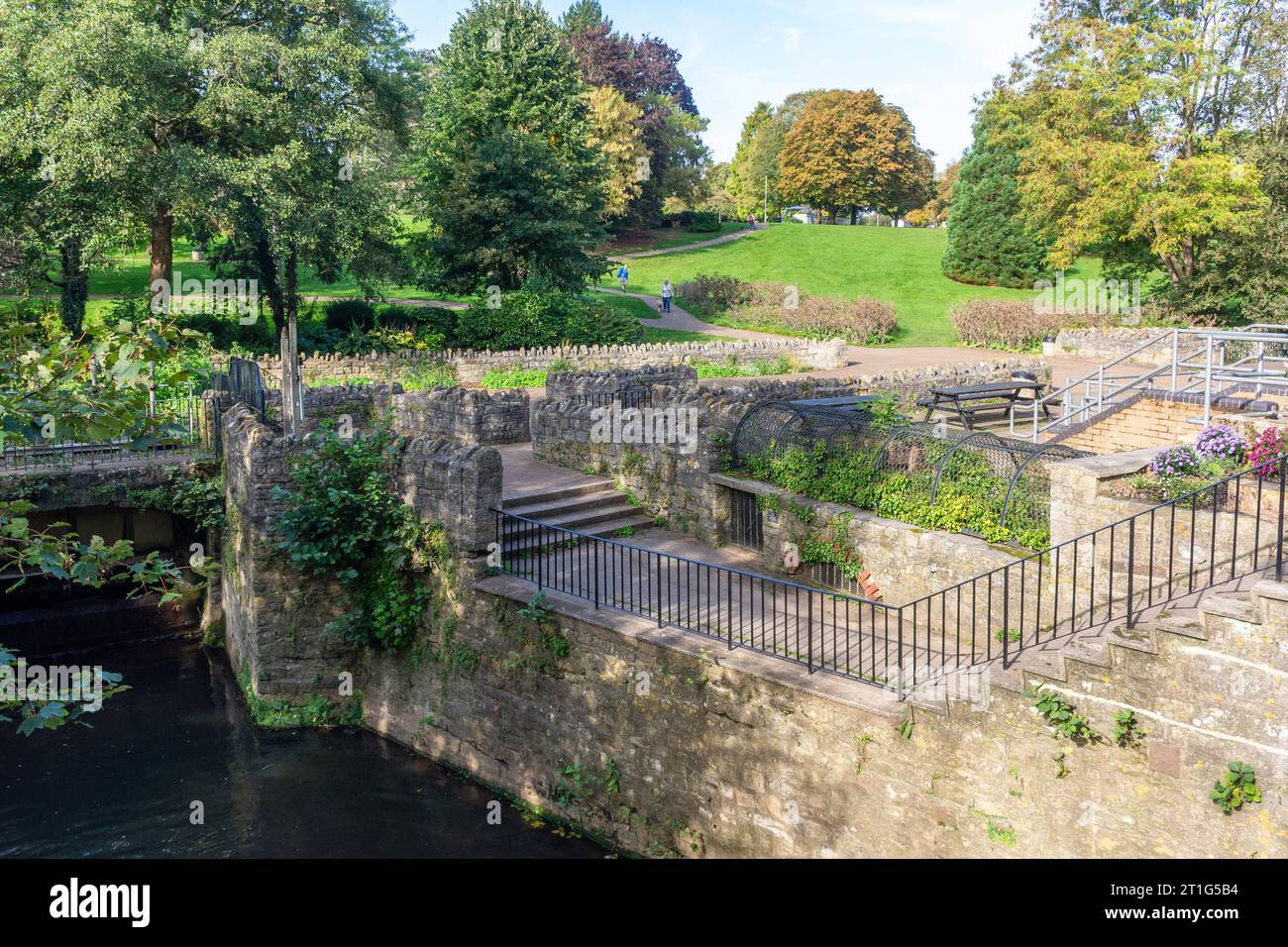 Waterwheel and Weir at River Chew, Keynsham Memorial Park, Bath Hill