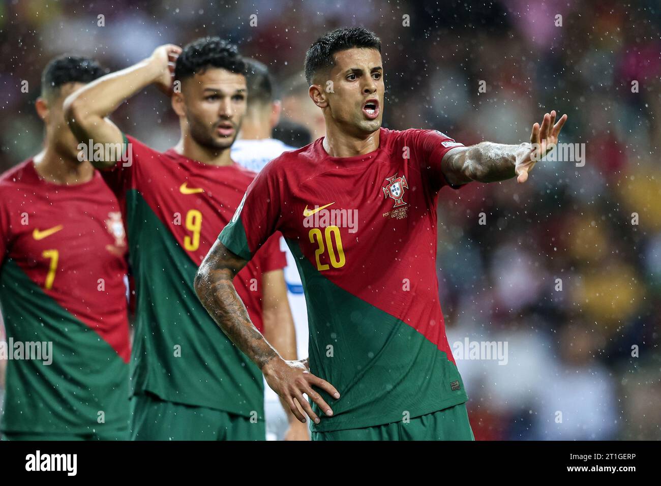 Dragon Stadium, Porto, Portugal. 13 October, 2023. Pictured left to right, João Cancelo at the Portugal vs Eslováquia - Euro 2024 Qualification, Group Stage, Group J. Credit: Victor Sousa/Alamy Live News Stock Photo