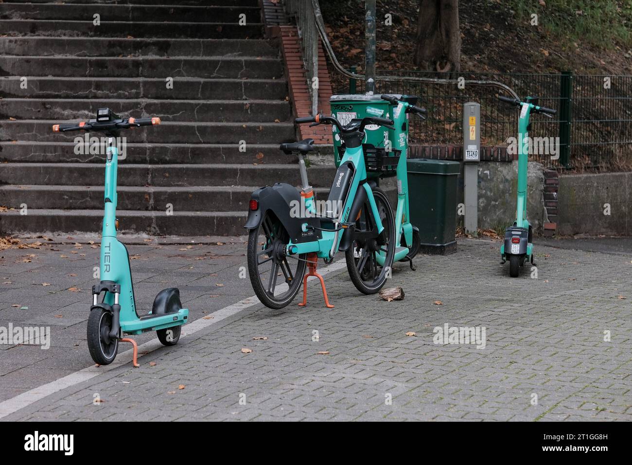 Elegantes E Scooter Dusseldorf Fotos