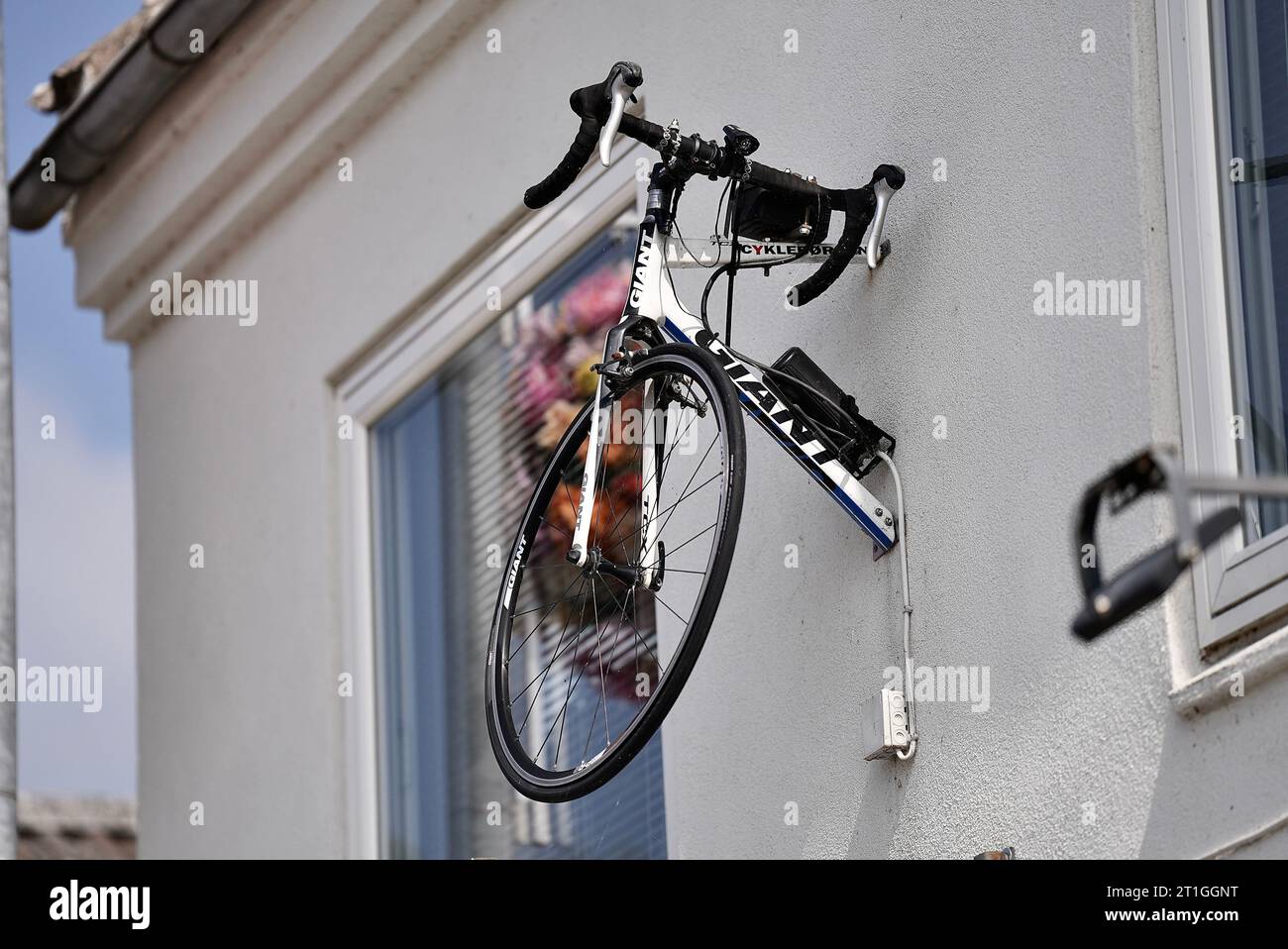 Poignée de bicyclette image stock. Image du cloche, trains - 39735041