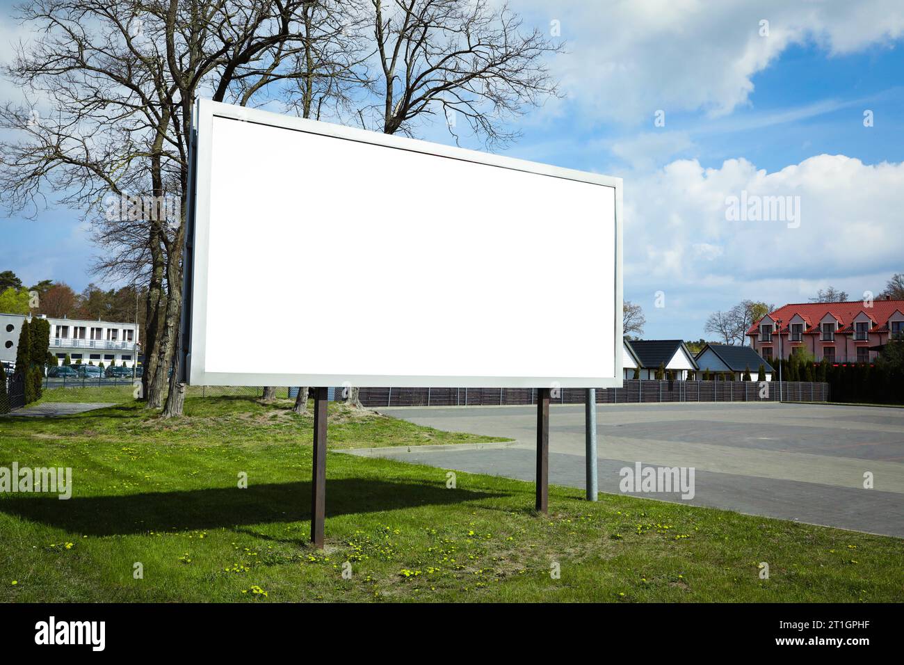 Empty signboard in city. Mock-up for design Stock Photo - Alamy