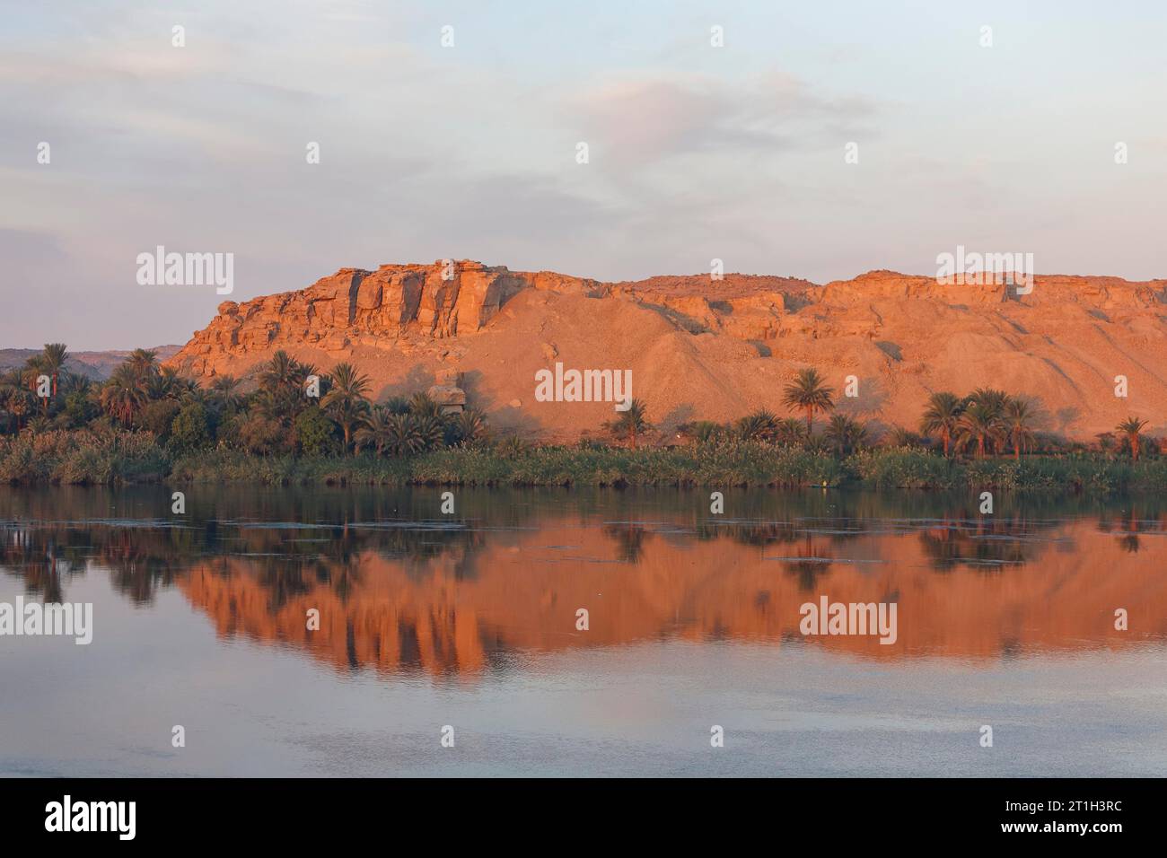 Sun reflection on nile river hi-res stock photography and images - Alamy