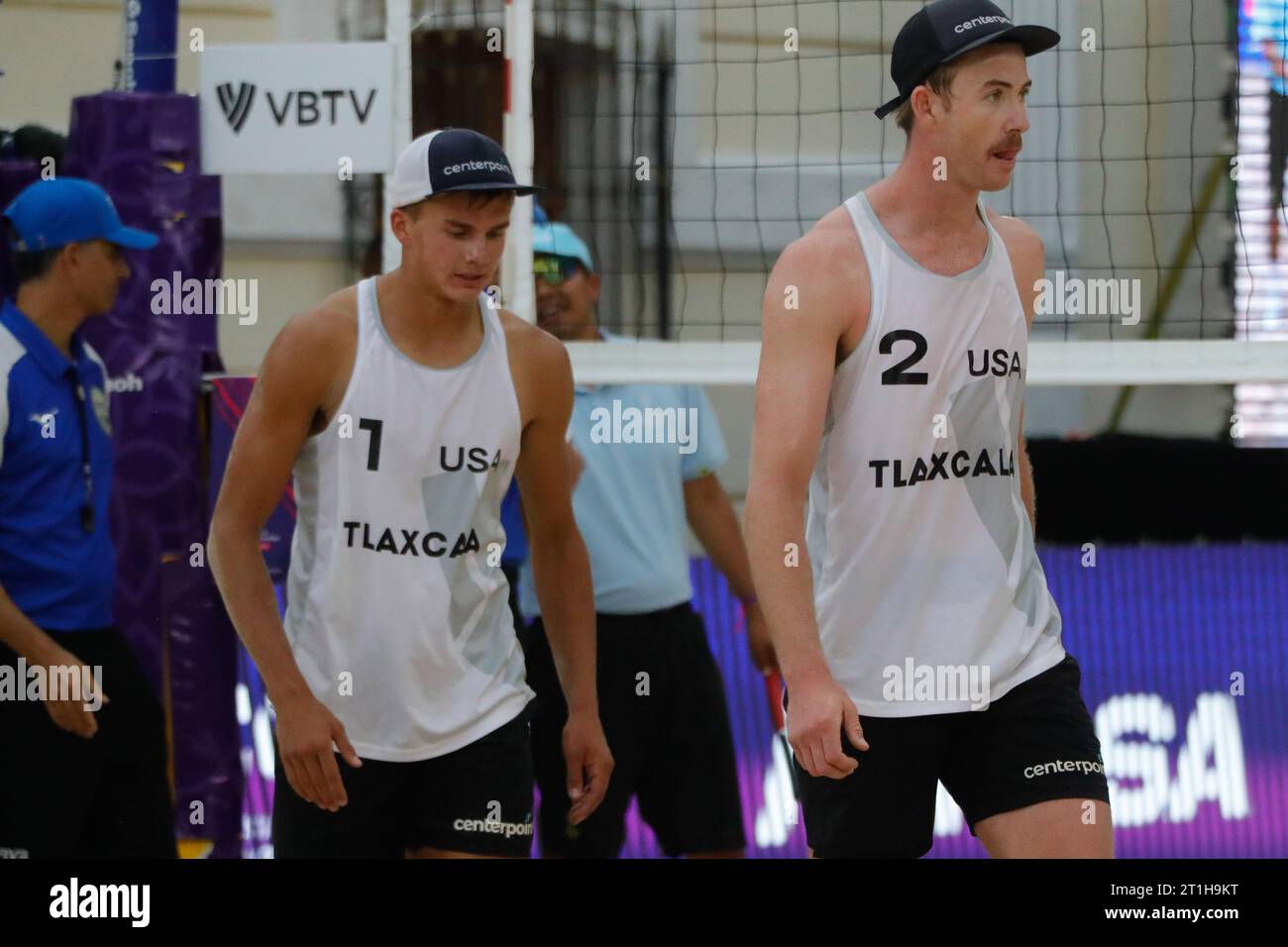 Tlaxcala, Ciudad de Mexico, Mexico. 14th Oct, 2023. October 13, 2023, Tlaxcala, Mexico: Andy Benesh and Miles Partain of USA compite against team Poland during the Beach Volleyball World Championship Men's Quarterfinals between USA and Poland. on October 13, 2023 in Tlaxcala, Mexico. (Credit Image: © Essene Hernandez/eyepix via ZUMA Press Wire) EDITORIAL USAGE ONLY! Not for Commercial USAGE! Stock Photo