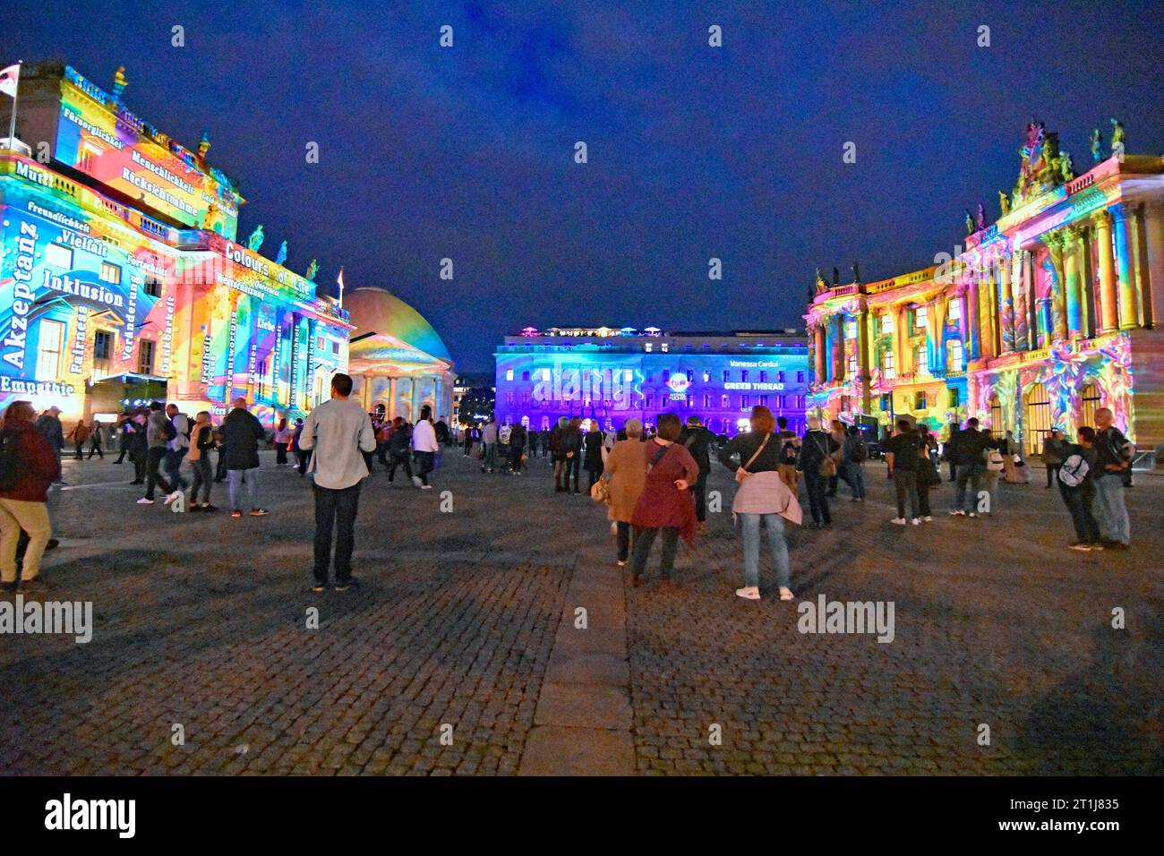 Berlin im Farbenrausch am Bebelplatz *** Berlin in a frenzy of color at Bebelplatz Credit: Imago/Alamy Live News Stock Photo