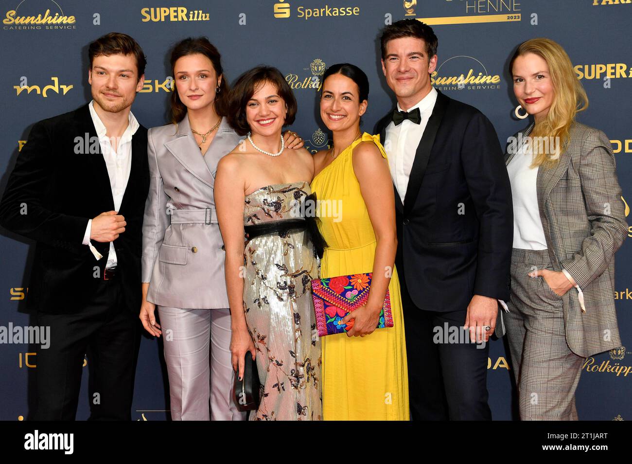 Lion Wasczyk, Isabella Krieger, Milena Straube, Sanam Afrashteh, Philipp Danne und Mirka Pigulla bei der 29. Verleihung der Goldenen Henne 2023 im Studio 3 der Media City des MDR. Leipzig, 13.10.2023 *** Lion Wasczyk, Isabella Krieger, Milena Straube, Sanam Afrashteh, Philipp Danne and Mirka Pigulla at the 29 Golden Hen 2023 Awards in Studio 3 of MDR Leipzigs Media City, 13 10 2023. Foto:xN.xKubelkax/xFuturexImagex henne_3282 Credit: Imago/Alamy Live News Stock Photo