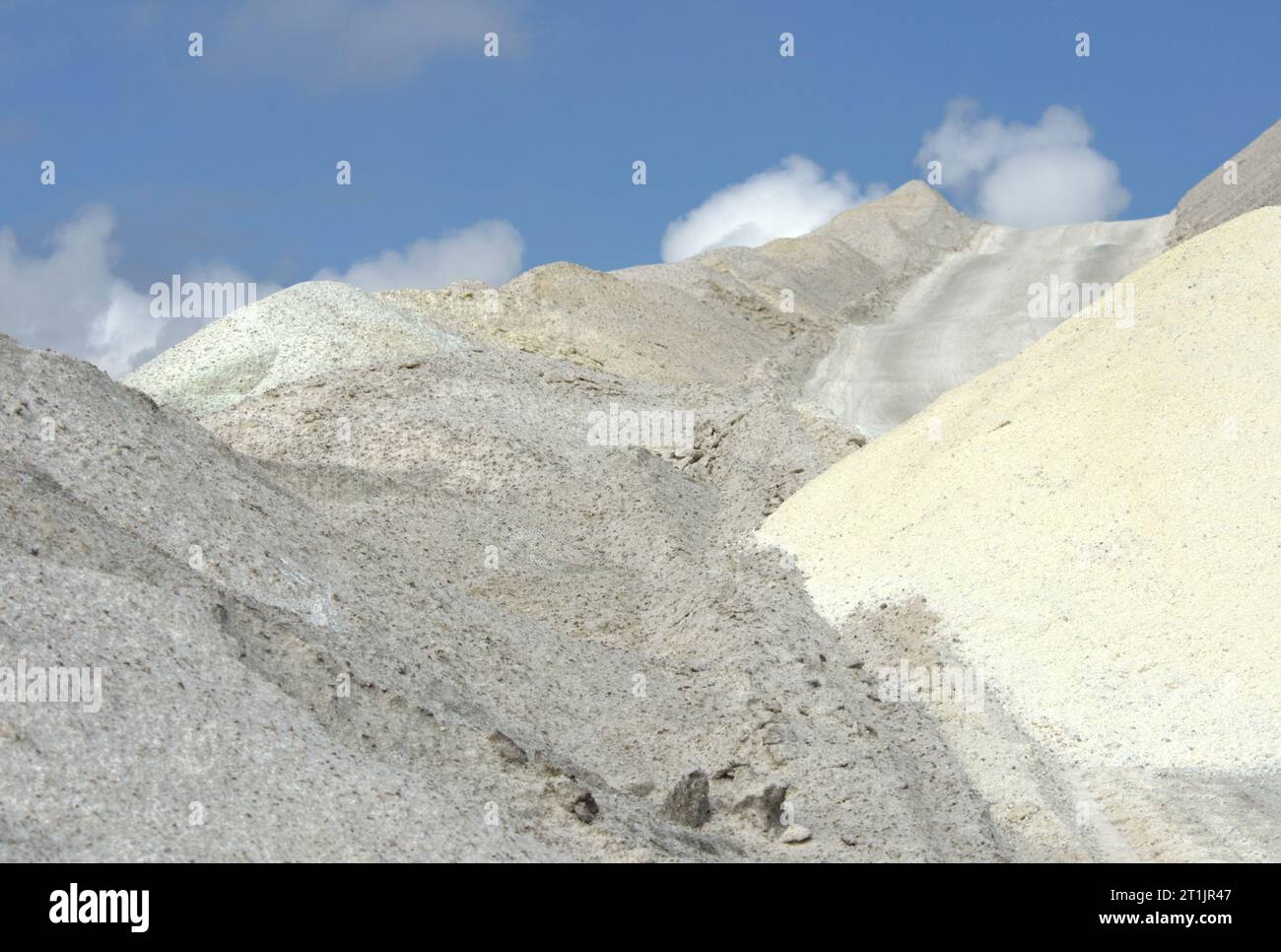 Sand stockpile hi-res stock photography and images - Alamy