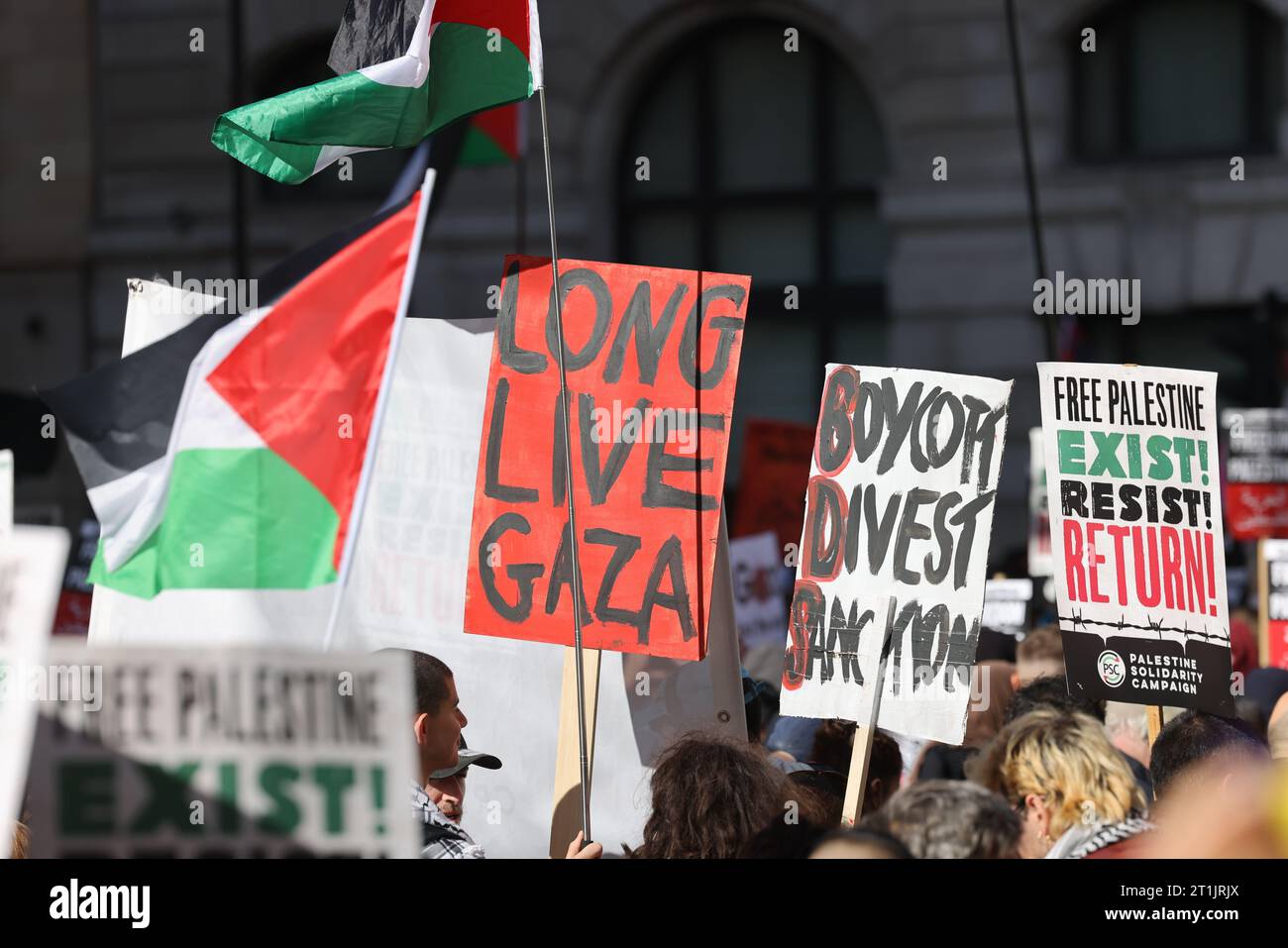 Palestine families hi-res stock photography and images - Alamy