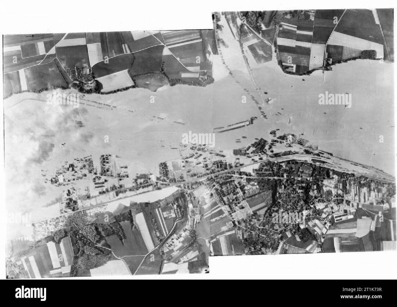 Operation Chastise (the Dambusters' Raid) 16 - 17 May 1943 The Targets: A (vertical) reconnaissance photo of the Ruhr Valley at Froendenberg-Boesperde, some 13 miles south from the Moehne Dam, showing massive flooding. Stock Photo