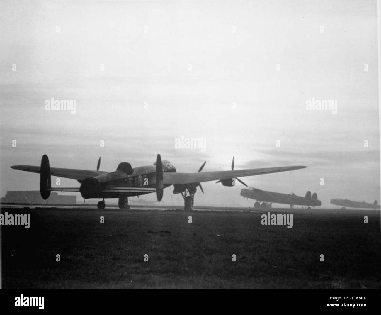 Royal Air Force Bomber Command 1942 1945 Avro Lancasters Await Their Crews In Their Dispersals 5948