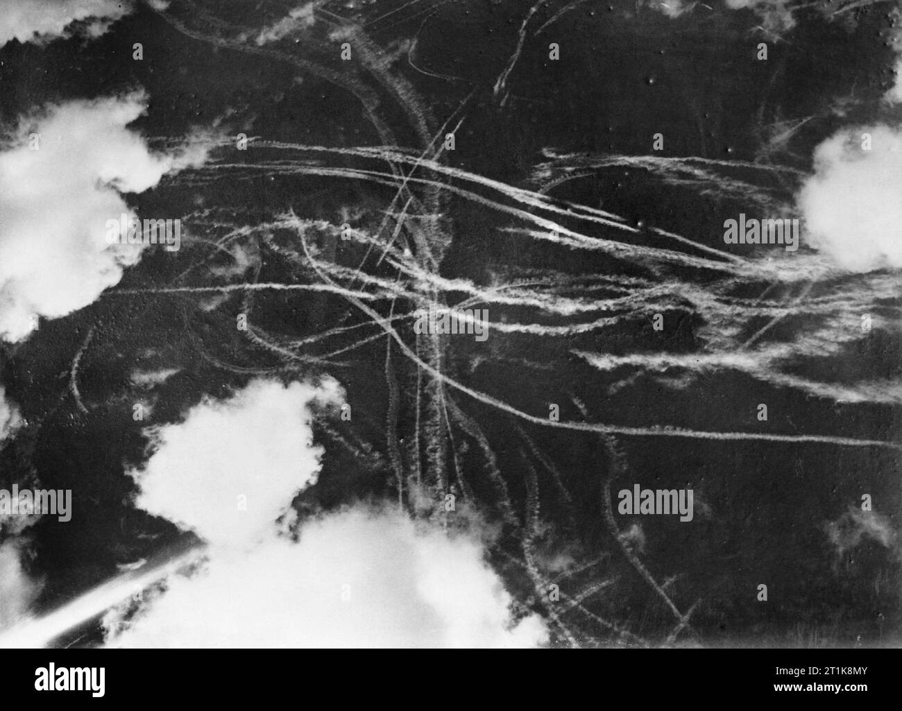 The Battle of Britain 1940 Operations: Pattern of condensation trails left by British and German aircraft after a dog fight. Stock Photo