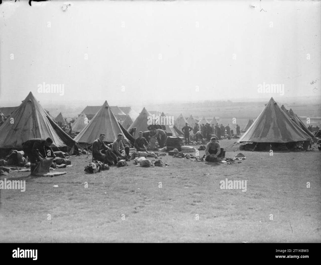 Royal Air Force France, 19391940 Airmen in a tented encampment on