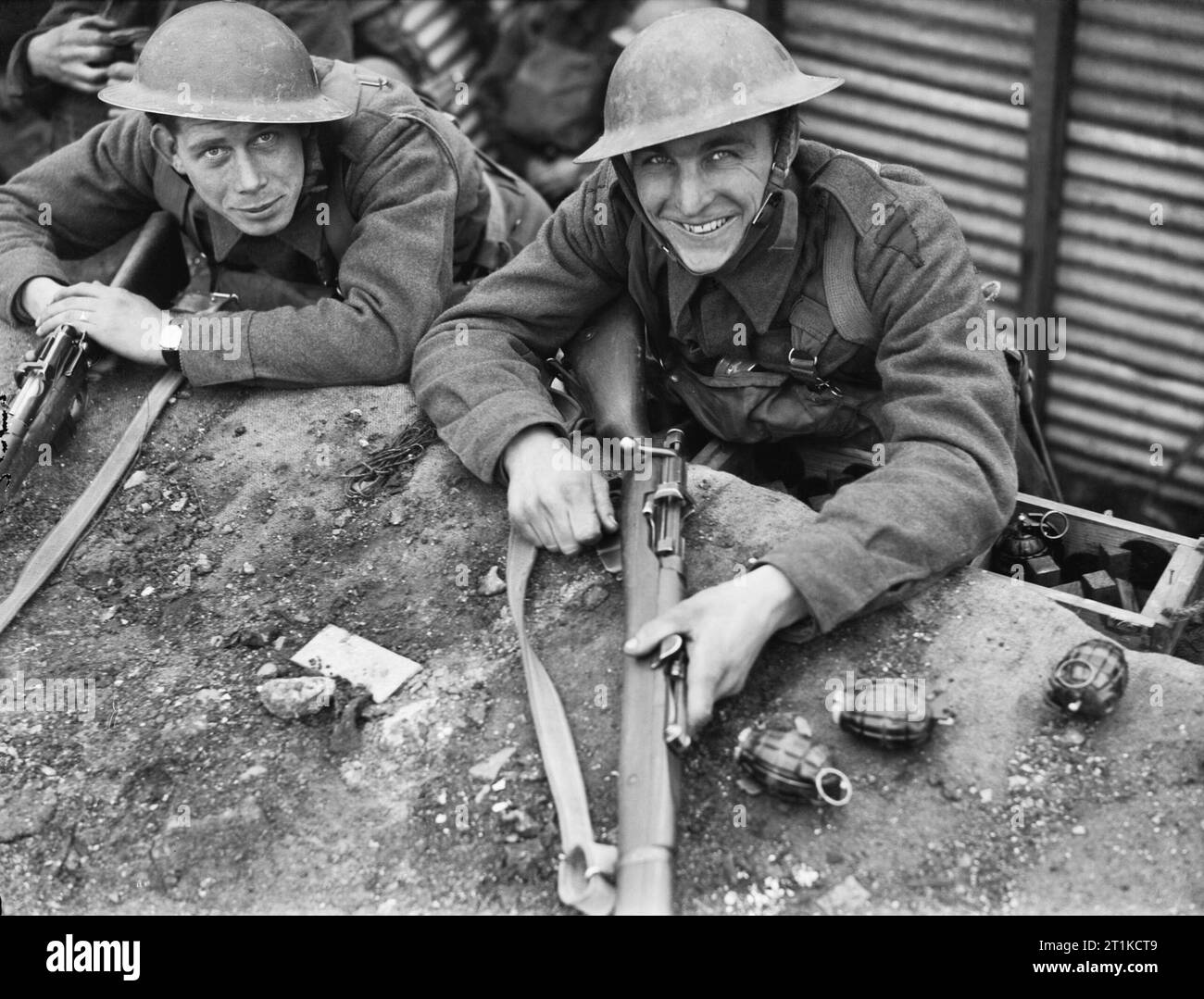 The British Army in France 1940 Men of the 1st Queen's Own Royal West