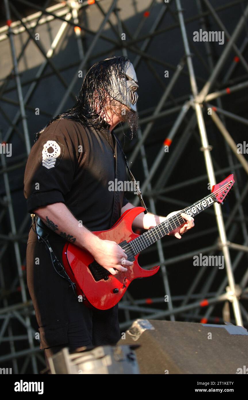 Bologna Italy 2005-06-02: Mick Thomson guitarist of the Slipknot group during the concert at the Flippaut Festival Stock Photo