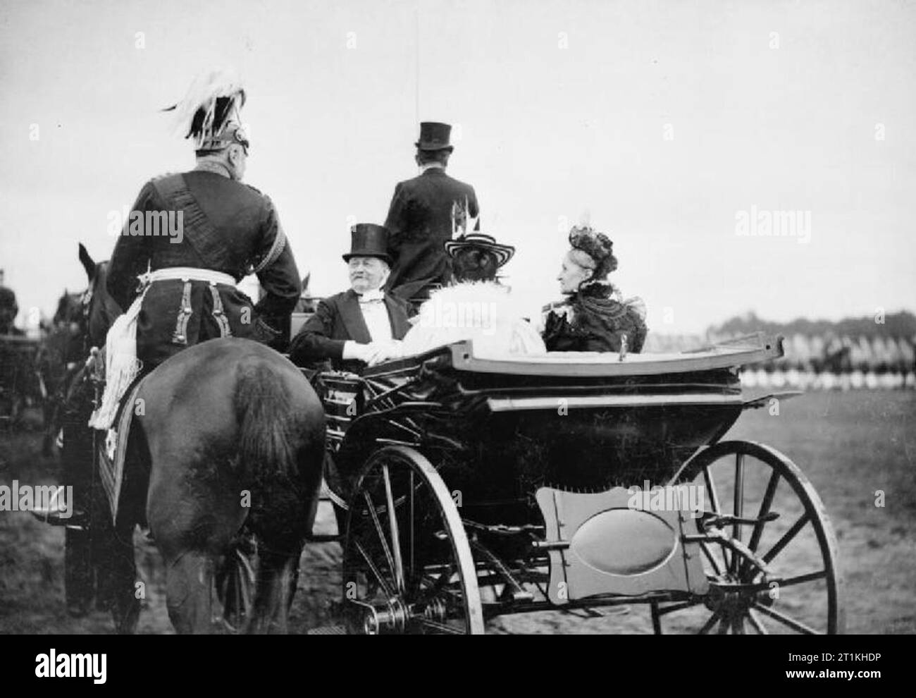 The Imperial German Army 1890 - 1913 Foreign guests arrive by carriage during the manoeuvres of 1902. Stock Photo