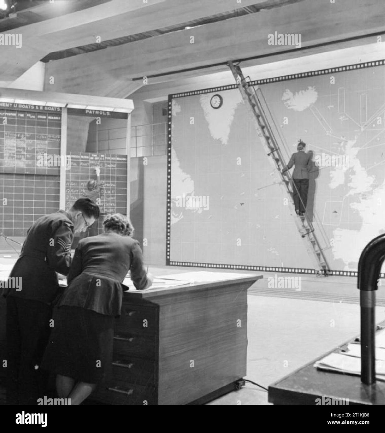Coastal Command- the Production of a Ministry of Information Film at Pinewood Studios, Iver Heath, Buckinghamshire, England, UK, April 1942. Stock Photo