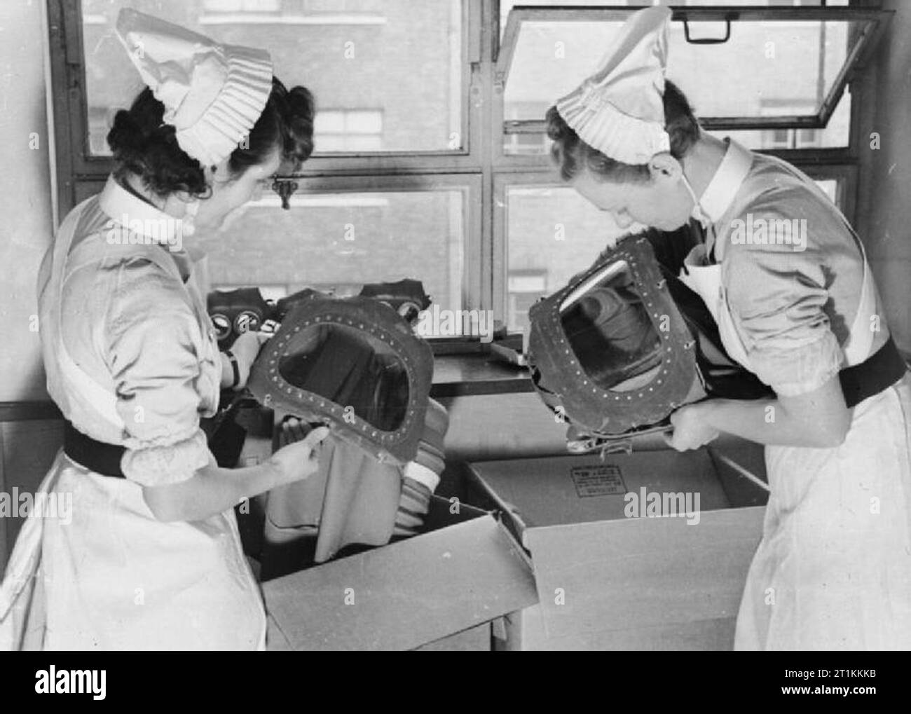 World war 2 nurses hospital london hi-res stock photography and images ...