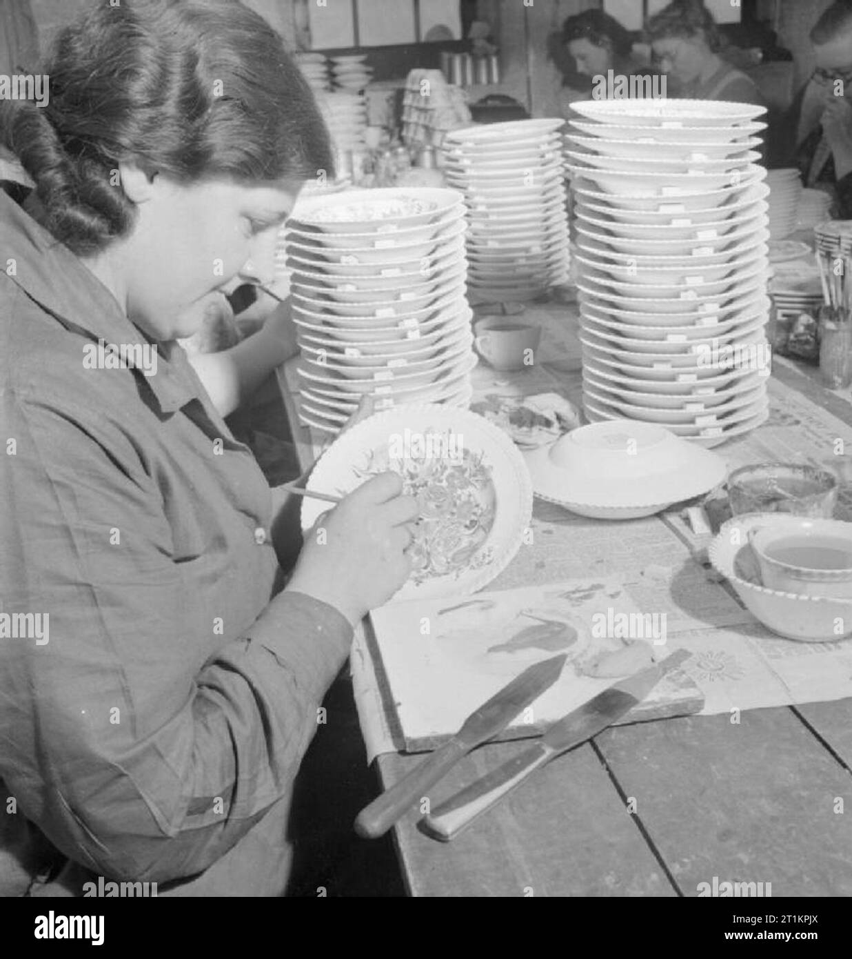 Pottery in the Making the work of J and G Meakin Pottery, Hanley