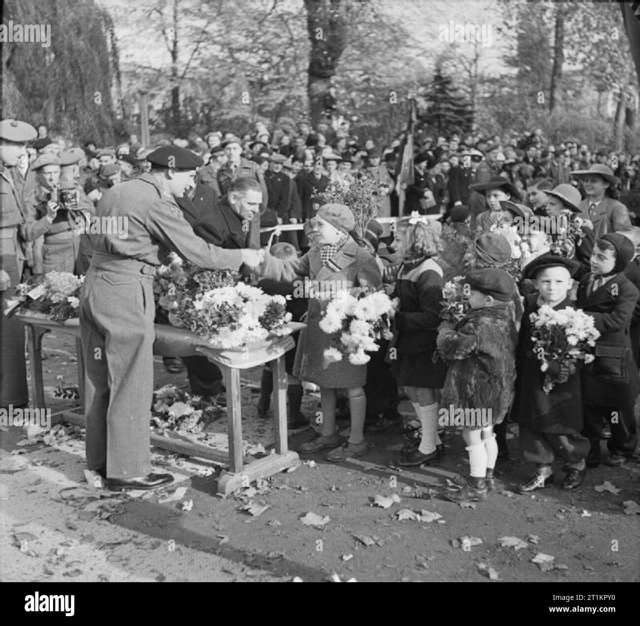 Medals of the second world war Black and White Stock Photos & Images ...