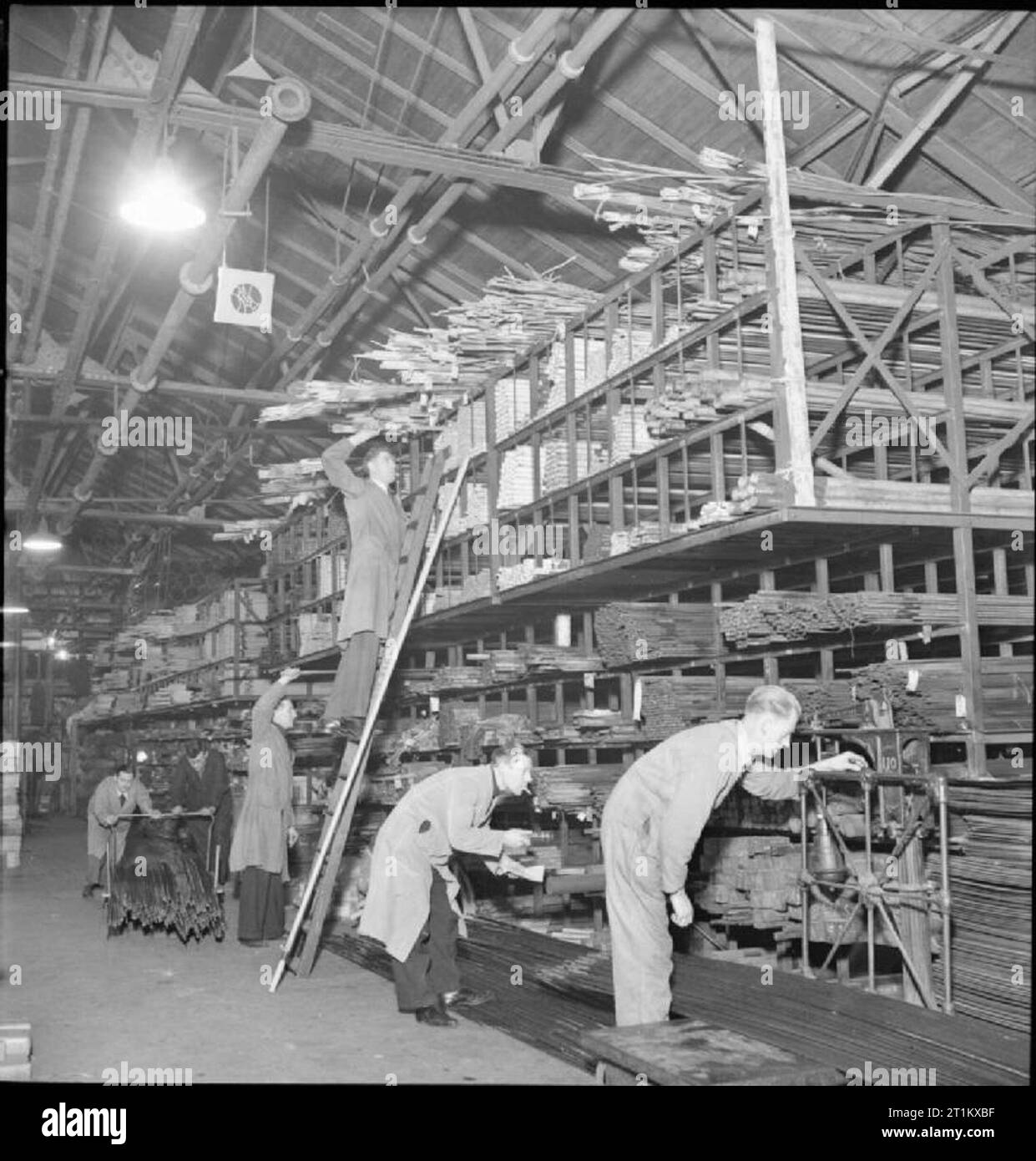 Birth Of A Bomber Aircraft Production In Britain 1942 Men At Work In birth-of-a-bomber-aircraft-production-in-britain-1942-men-at-work-in