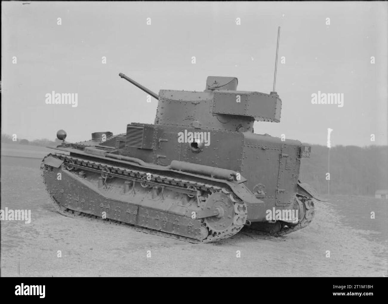 British Tanks and Armoured Fighting Vehicles 193945 Vickers Medium Mk