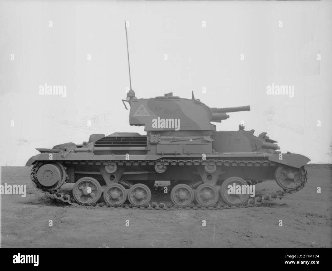 British Tanks And Armoured Fighting Vehicles 1939-45 Cruiser Mk ICS (A9 ...