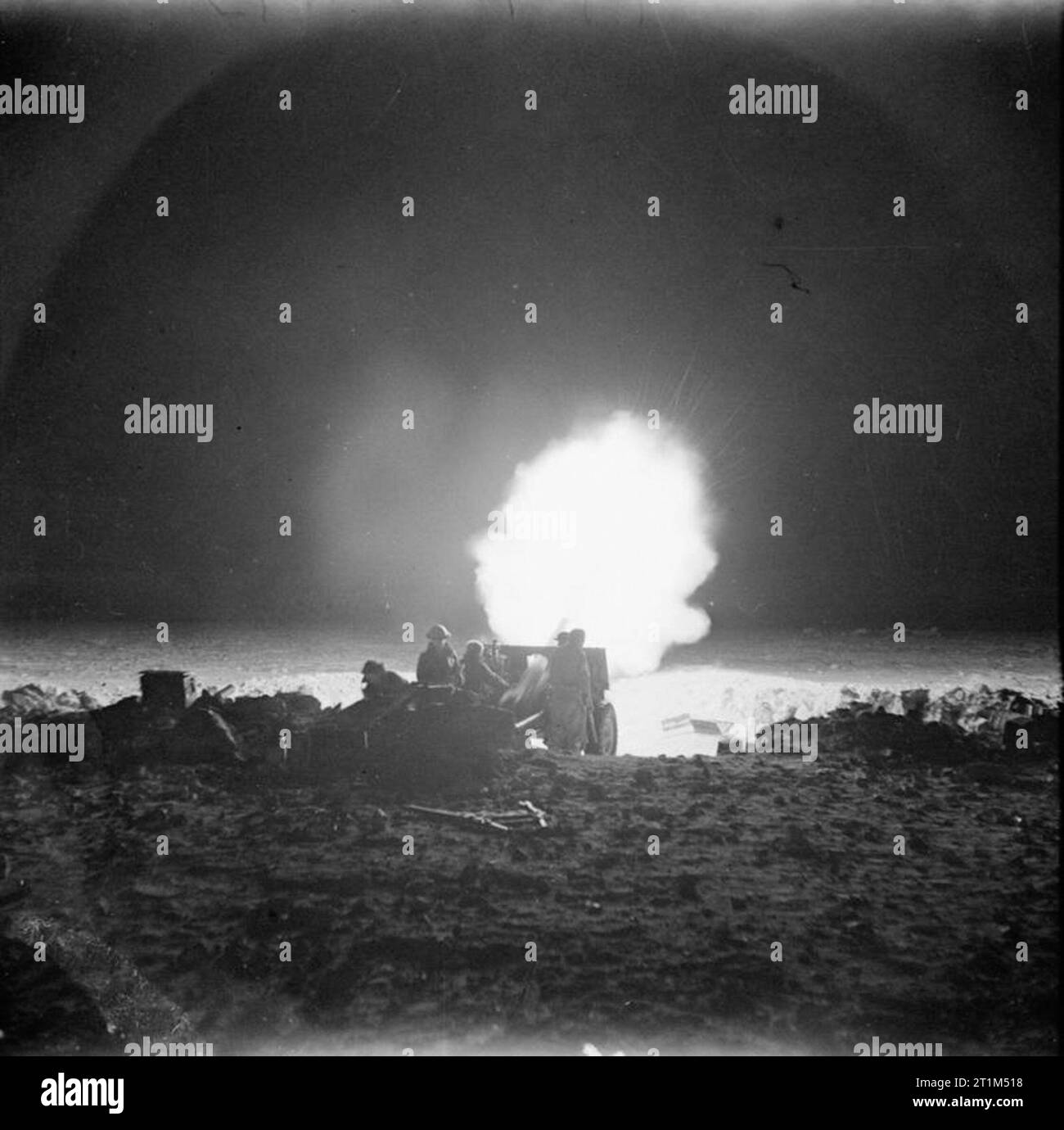 The British Army in North Africa 1940-43 A 25-pdr field gun firing at