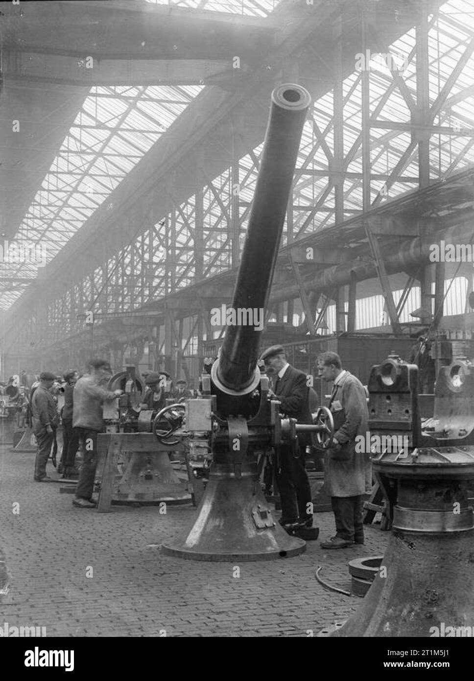 Ministry of Information First World War Official Collection Working on ...