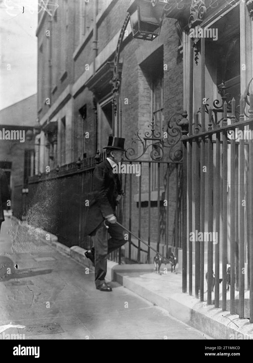 Ministry of Information First World War Official Collection A member of