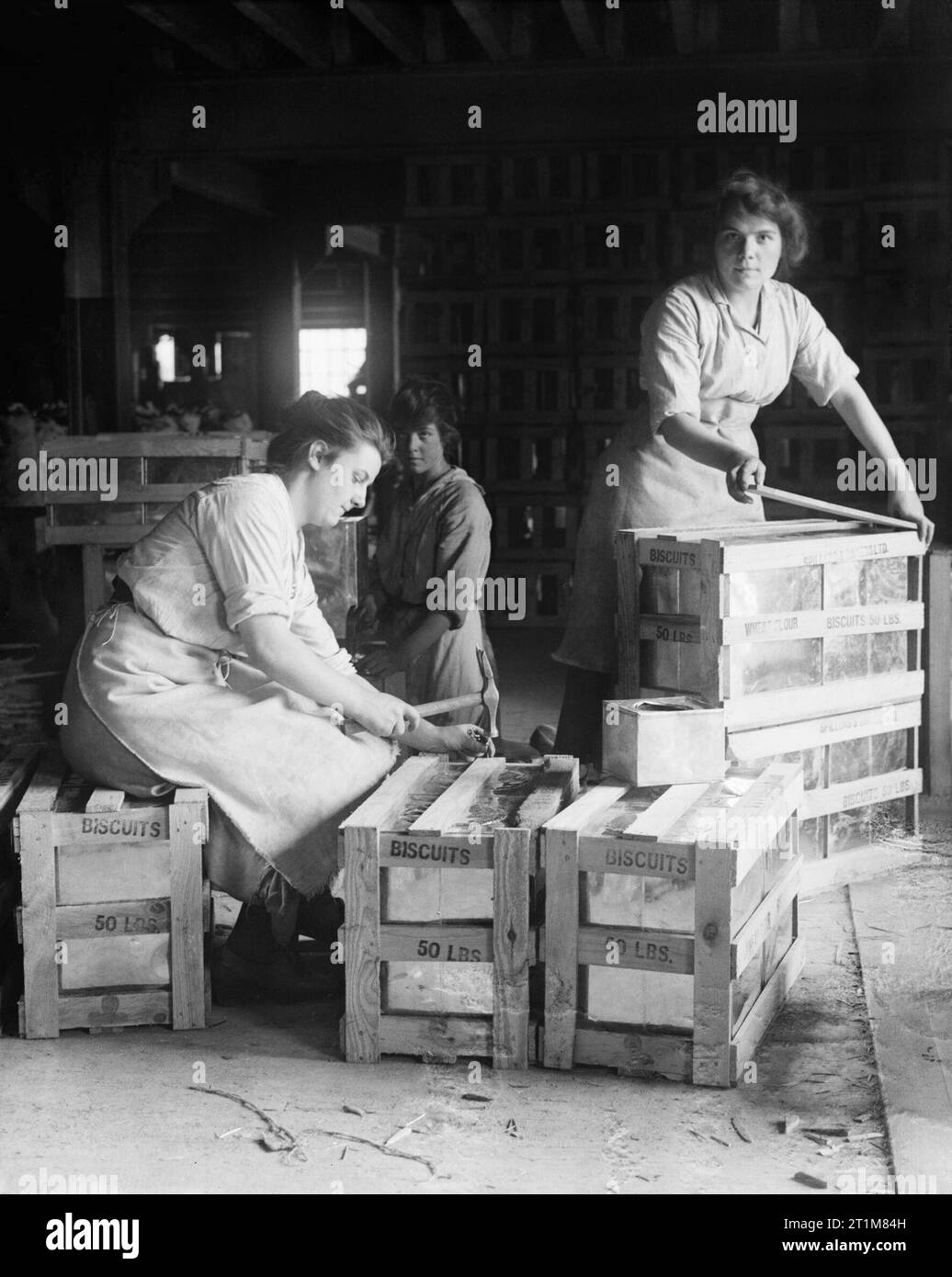 The Employment of Women in Britain, 19141918 Female workers hammer