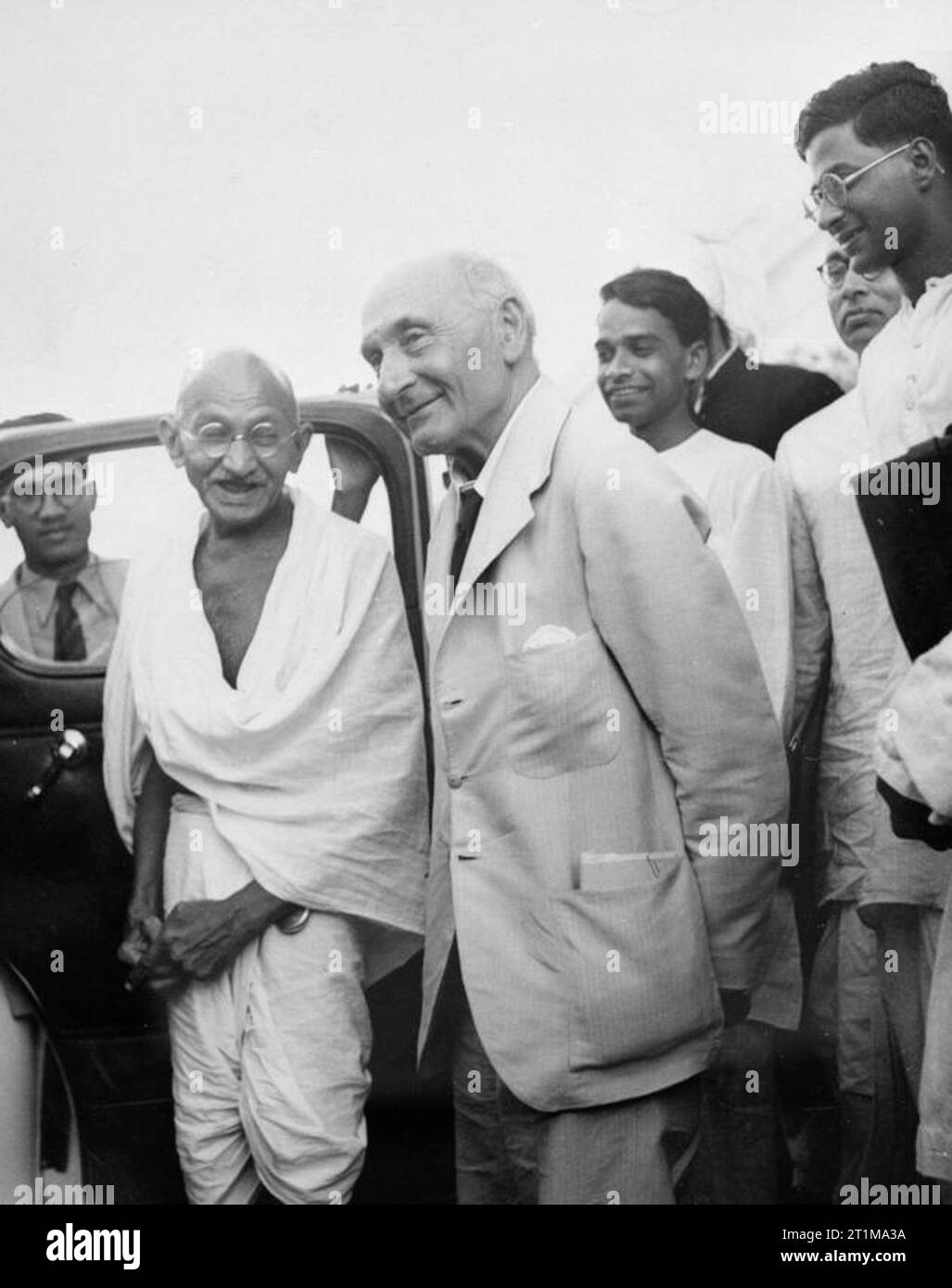 British Mission To India, 1946 Mahatma Gandhi with Lord