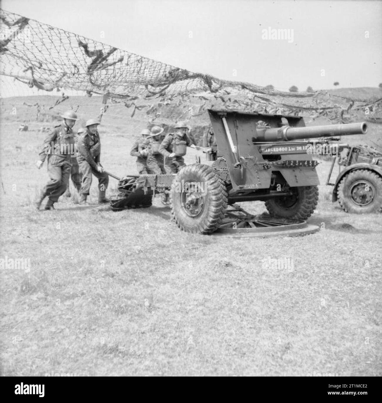 The British Army in the United Kingdom 193945 A gun crew of 148th