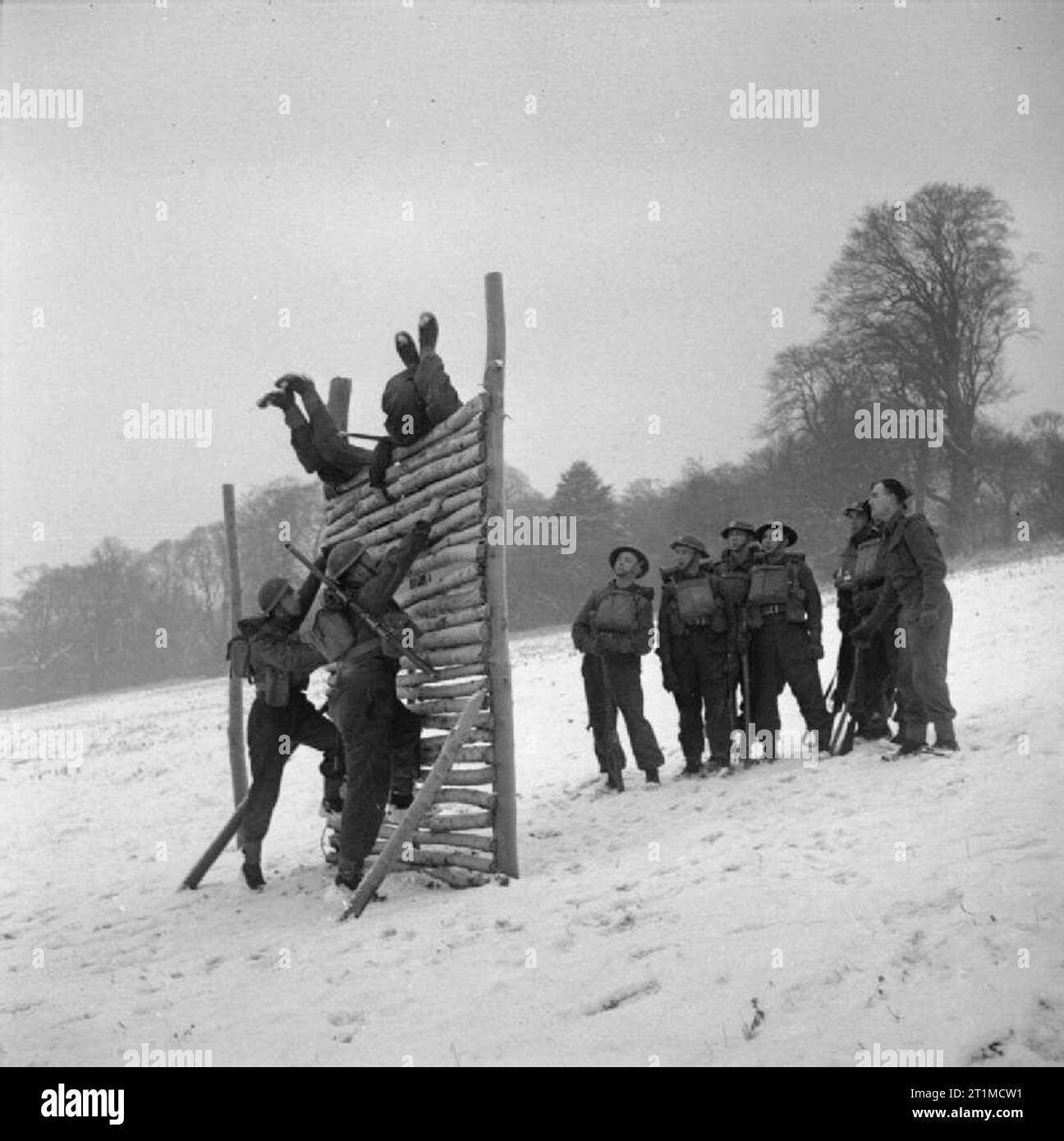 The British Army in the United Kingdom 193945 Soldiers from 24th