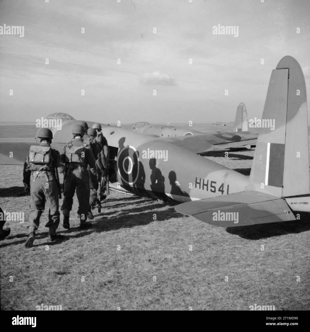 The British Army in the United Kingdom 1939-45 Paratroops training with Hotspur gliders at RAF Netheravon, 19 November 1942. Stock Photo