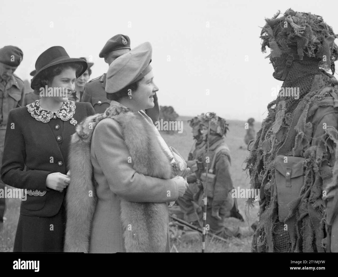 The British Army in the United Kingdom 193945 The Queen and Princess Elizabeth talk to a