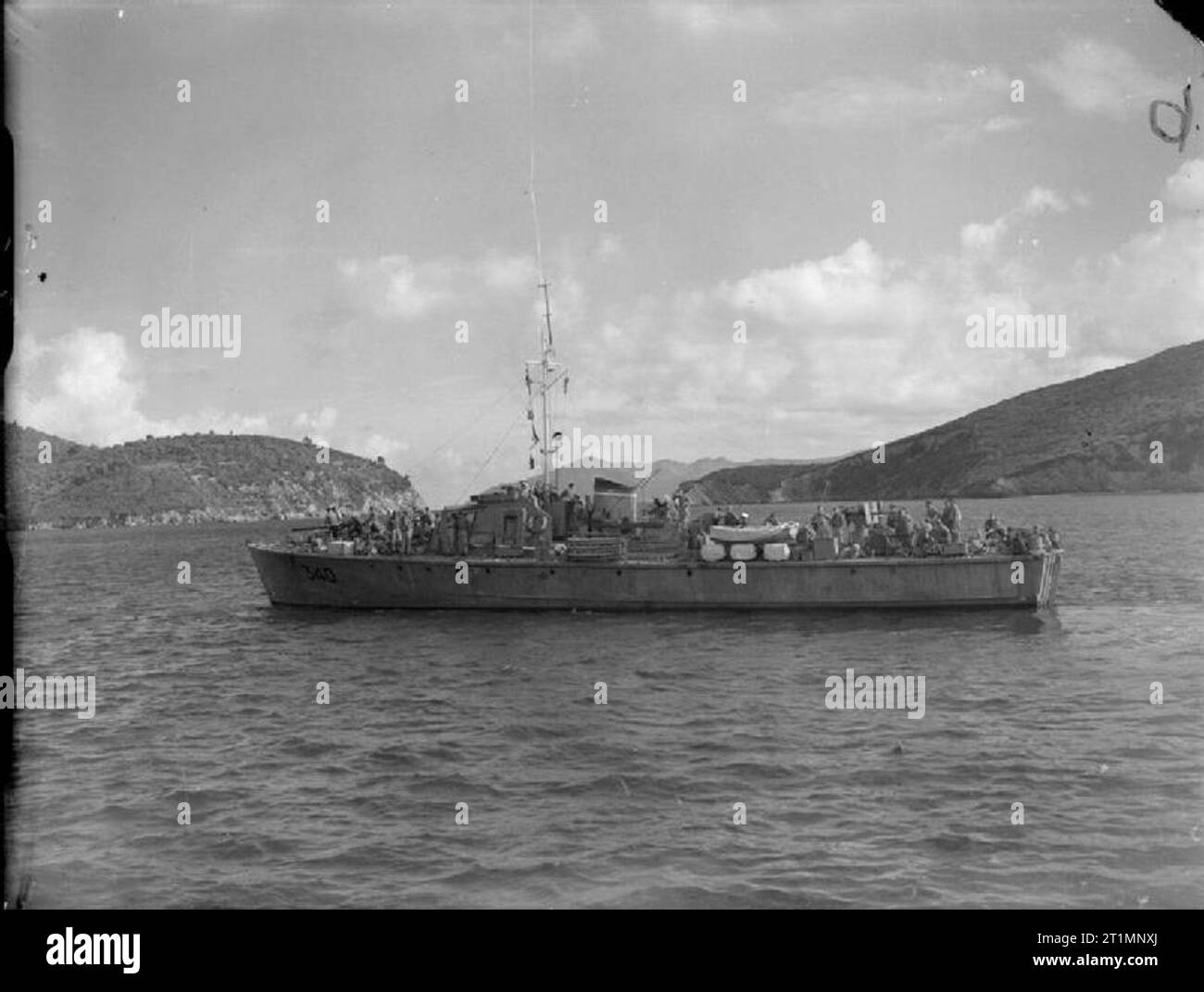 The Royal Navy during the Second World War ML 340 with troops on board, off Skiathos, Greece. After its liberation Skiathos was used as an advanced base for the assault on Salonika. Stock Photo