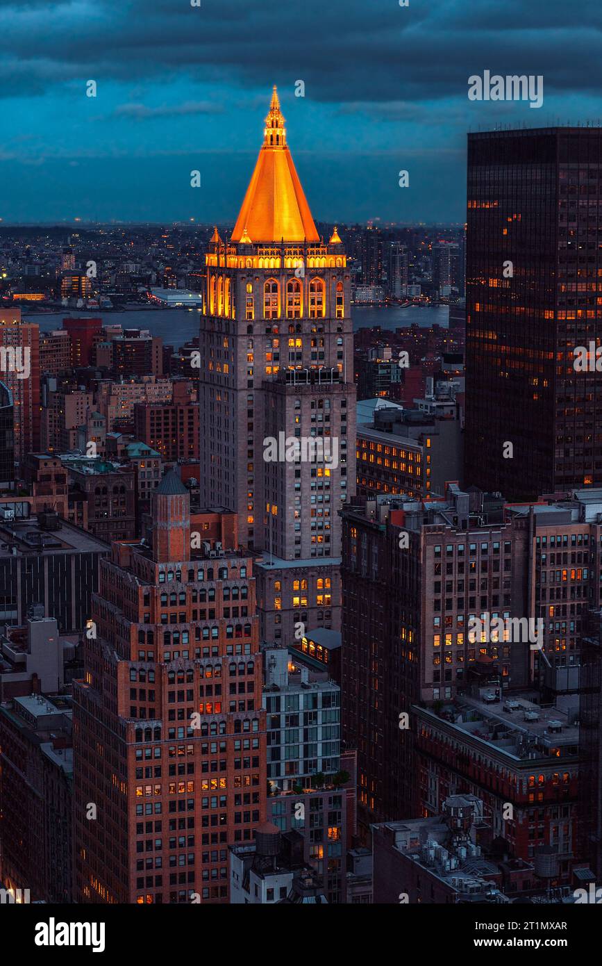 New York City Skyline of Manhattan skyscrapers at night USA Stock Photo ...