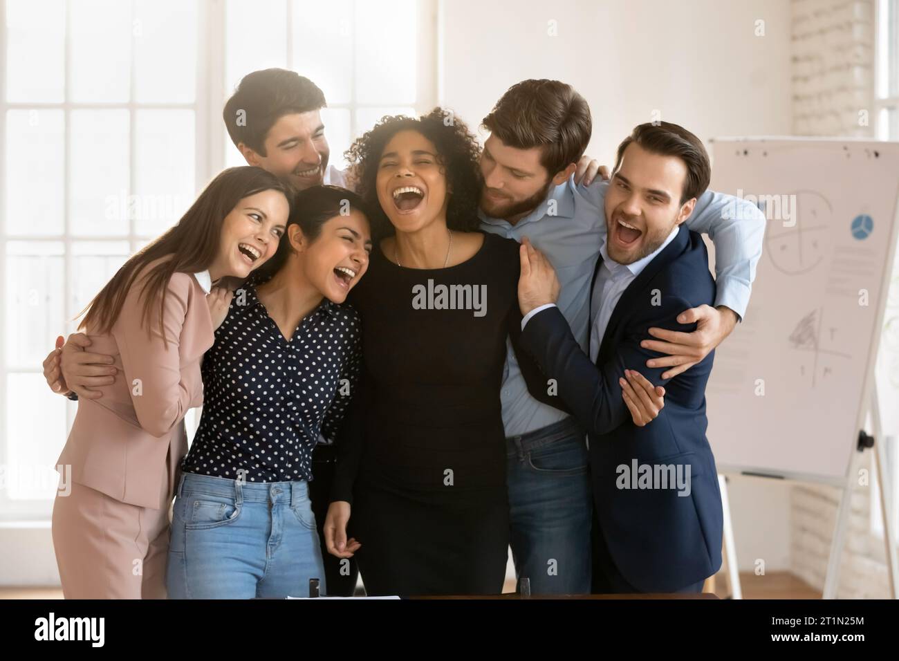 Teamwork friends smile business hi-res stock photography and images - Alamy